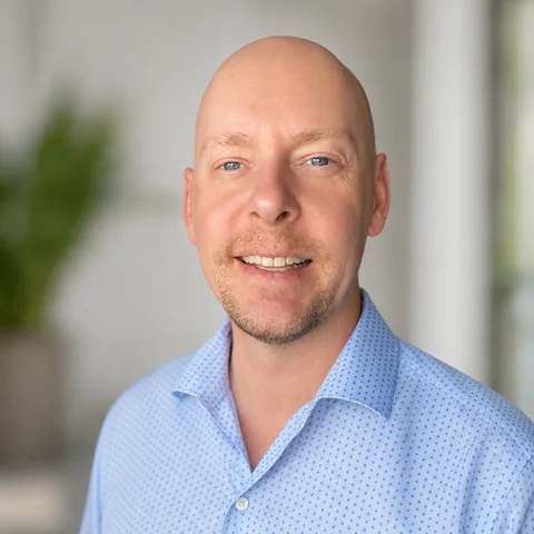 Sören Kotte, Gründer von VEZOZA